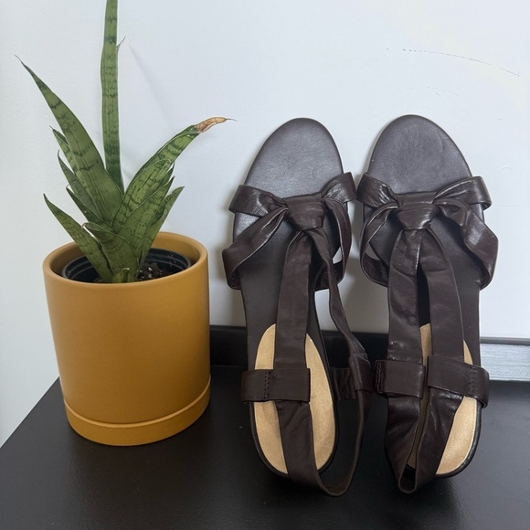 Ralph Lauren brown leather Jacqueline wood wedge sandals - size 7 - Picture 3 of 4